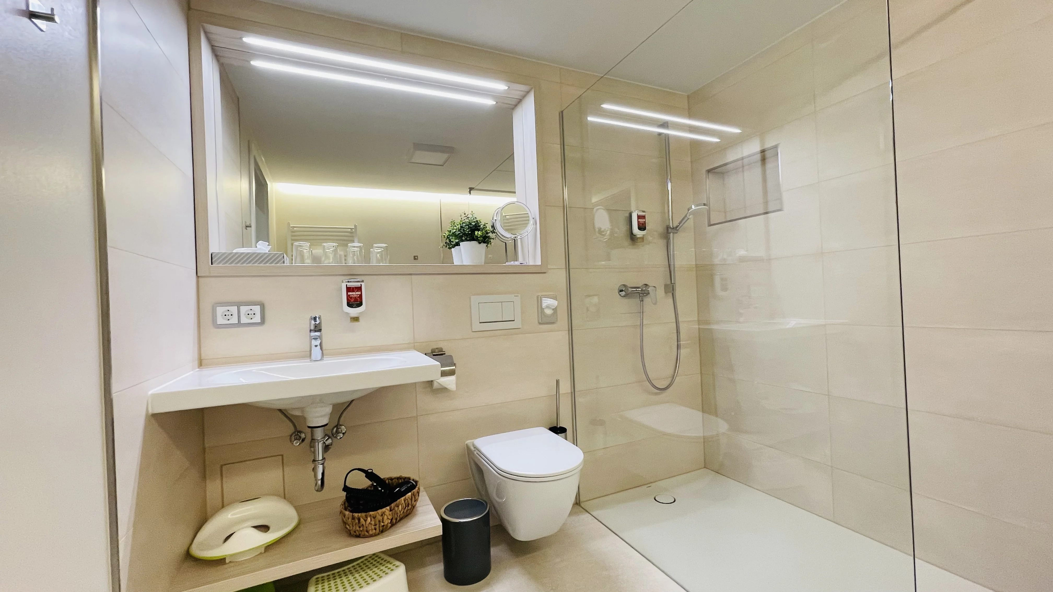 Apartment Deluxe mit Küche N°50